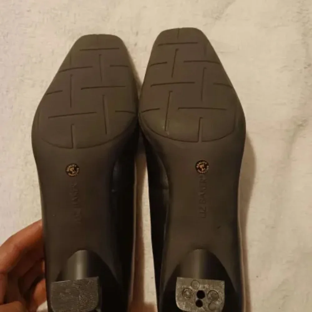 Womens Heels - Picture 3 of 6